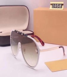 1058 designer sunglasses For women and men unisex Half Frame Coating Lens mask sunglasses Carbon Fiber Legs Summer classic Style1021700