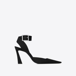 Designer Pumps Women Dress Shoes Luxury Black Fanny Slingback Pumps in Satin Crepe Flared Heel EU3540 With Box Wedding Dresses4527880