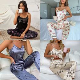 Pijamas Womens Sexy Floral Pama Two-piece Set Sleepwear Pyjamas Silk Satin Cami Pamas Suit Pyjama Femme Pijama Mujer PJ 240314 s