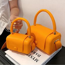 Shoulder Bags Fashion Women Saddle Luxury Designer Mini Leather Handbags And Purses Chic Pouch Spring Drop 2024