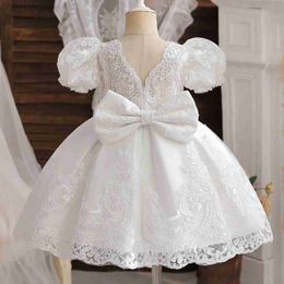 Girl's Dresses Baby Bow Birthday Princess Dress Elegant Girl Embroidery Flower Beaded White Baptism Tutu Gown Kids Formal Evening Party Costume d240423