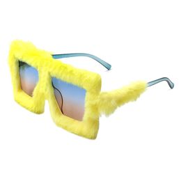 Soft Fur Velvet Oversize Sunglasses for Women Trendy Gradient Square Sun Glasses Ladies Sexy Shades Eyewear UV400 Furry Sunglasses