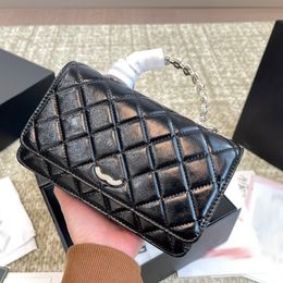 Woc Pearl Handle Luxury Handbag Designer Bag Women Shoulder Bag Leather Diamond Gold Hardware Cc Buckle Crossbody Bag Makeup Bag Fashion Bag Dress Bags Purse 19cm