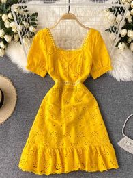 Basic Casual Dresses Vintage Square Collar Hollow Out Dress Women Summer Short Sleeve Ruffles Short Dresses Woman Beach Dress Vestidos 240419