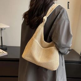 Wristlets Underarm Woven Straw Shoulder Bags Ladies Luxury Designer Casuals Beach Handbag Large Capacity Tote Bag High Quality 2023 New