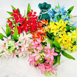 Decorative Flowers Small Bunches Of Multi-Headed Sayuri Potted Plants Artificial Fake Home Decoration Pography Props Silk Flower