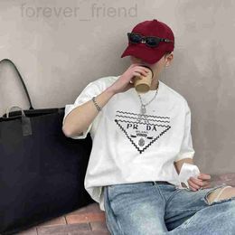 Men's T-Shirts designer High version 2024 summer new P family large triangle minimalist men's and women's short sleeved T-shirt top D6S5