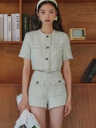 High Street Fashion Small Fragrance Tweed 2 Piece Set Women Short Jacket Coat Shorts Suits Korean Sweet TwoPiece Pants Sets 240417