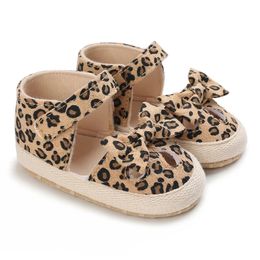 018M Baby Girls Cute Leopard Print Bowknot Shoes Toddler Kids First Walker born Infant Soft Sole Antislip Footwear 240415