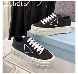 Casual Shoes Lace Up Canvas Leather Platforms Women Fashion Thick Bottom Sneakers Classic Round Toe Flat Walk Loafers