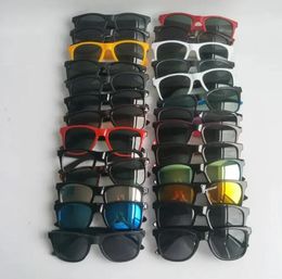 Designers Sunglasses Luxury Sunglasses Stylish Fashion High Quality No Polarised Lens for Mens Womens Glass UV400 Driving Sun Glasses