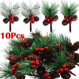 Decorative Flowers 10pcs Artificial Christmas Pine Cone With Holly Branches For DIY Wreath Decors Faux Red Berry Stem Simulation Pinecone