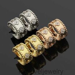 Luxury Four leaf clover earrings for womens brand fashion diamond earrings 18k gold designer earrings jewelry
