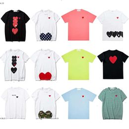 COMMES Designer Play T Shirt DES GARCONS Cotton Fashion Brand Red Heart Embroidery T-Shirt Women's Love Sleeve Couple Short Sleeve Men Cdgs Play 5220