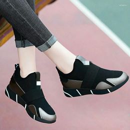 Casual Shoes Women Shoe Korean Version Of Female Round Toe Student Plush Tourism Designer Sneaker Vulcanize