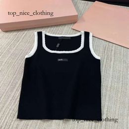 Summer Designer Womens Vest Women Tank Sling Fashion Colourful Letter Water Diamond Black Waist Exposed Tank Top Young Girl Sports Tight Womens Camis Miui Top 757