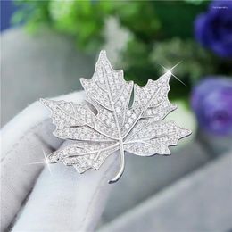Brooches High-end Shiny Brooch Silver Color Small Crystal Rhinestone Pin Woman Corsage Clothes Accessories Gift