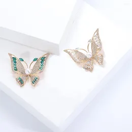 Brooches Fashion Women's Hollowed Out Butterfly Brooch Alloy Rhinestone Coat Accessories Jewelry Two Colors Available