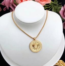 Top -Qualität Designer Halskette Mode Gold Anhänger Halskette Bijoux -Ketten für Lady Herren and Damen Party Lovers Geschenk HipHop Schmuck mit Kasten