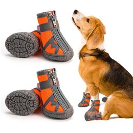 Bootie per cani stivale per scarpe da passeggiata traspirante per piccoli cani mediocani pavimentazione 4pcs 240411