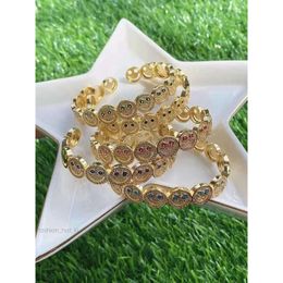 Designer High Quality Luxury Fashion Bangle Gold Plated Simple Smile Smiley Face Charm Bracelet Bangle Smile Critter 649