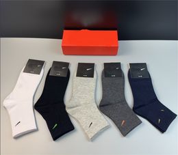 Multicolor Fashion Designer Mens Socks L Women Men High Quality Cotton All-match Classic Ankle Breathable Ni Mixing Football Basketball Socks Wholesale V2