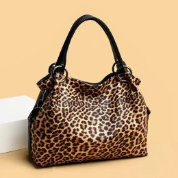 Buckets 2023 New Fashion Leopard Women Handbags European Design Leather Ladies Shoulder Bags Female Girl Brand Luxury Crossbody Bag