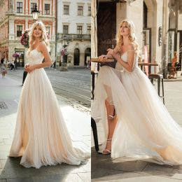 2024 Fashion Wedding Dresses Spaghetti Straps Appliques Lace Bridal Gowns Custom Made Sexy Backless Sweep Train A-Line Wedding Dress