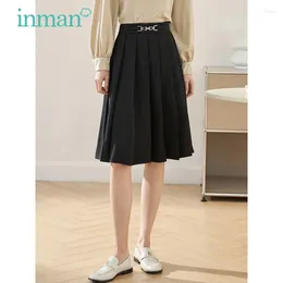 Skirts INMAN Women Skirt 2024 Spring High Waist A-shaped Loose Vintage Versatile Black Elegant Official Mid-length Pleated