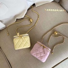 designer beach toiletry bag chenel Golden Ball Bag Pink Chain Bag Womens Diagonal Straddle Bag Mini Bag Leather Bag