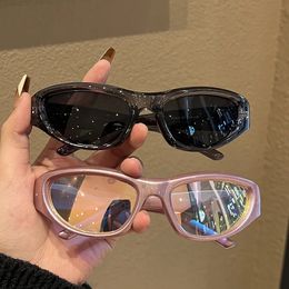 New Y2K Sports Punk Sunglasses for Women Brand Designer Oval Goggles for Men Luxury Sunglasses UV400 Colourful Mirror Fashionable Glasses 240419