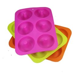 Boşluk Donut 6 Donutlar Yapışmaz Küf Kotu Silikon Silikon Çörek Pişirme Kalıp Bakeware kalıpları Pan Diy Jöle Şeker 3D Kalıplar Th1182 S S S