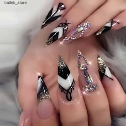 False Nails 24Pcs Almond False Nails with Rhinestone Long Stiletto Fake Nails Gold Glitter Powder Design Press on Nails Full Cover Nail Tips Y240419 Y240419