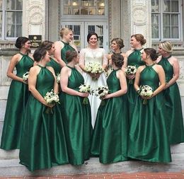 2021 Emerald Green Bridesmaid Dress Long Taffeta Wedding Party Gowns Women Halter Neck Simple Elegant Lady Guest Gowns8309917