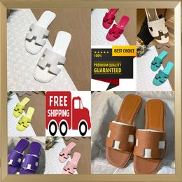 Designer Slides sandal Slippers Beach Classic Flat Sandal Luxury Summer Lady Leather Flip Flops Men Women free shipping