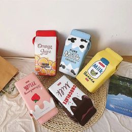 Cute Milk Box Women Shoulder Bag Designer Drink Cartoon Printing Crossbody Bags for Women Harajuku Small Coin Purses Girls 240407