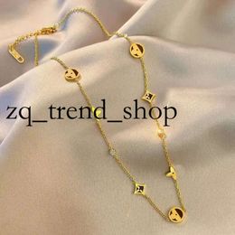 Fashion Designer Necklaces 18K Plated Gold for Women 4/four Leaf Clover Pendant Necklace Bracelet Chains Jewelry Women Wedding Chirstmas Gift No Box 147