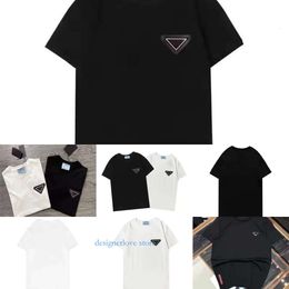 Mens T Shirt Designers Men Clothing Black White Tees Short Sleeve Women Casual Cotton Summer Street Skateboard Tshirts