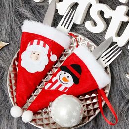 Bag Cutlery Christmas Hat Decorations Santa Snowman Tableware Cover Table Dinner Decor Fork Knife Flatware Pocket Holder TH0240