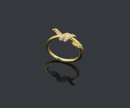 Designer ladies rope knot ring luxury ring with diamonds fashion ring classic jewelry 18K gold plated rose wedding whole adjus4724511