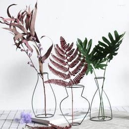 Vases Flower Arrangement Iron Crafts Accessories Creative Ornaments European-Style Wire Vase Artificial Dried