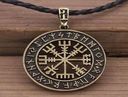 Viking pirate compass Necklace Rune alloy men039s popular jewelry1097775