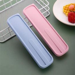 Dinnerware Environmental Cutlery Box Material Closed Dustproof Design Easy To Clean Smooth Surface Portable 53.8g 3 Colors
