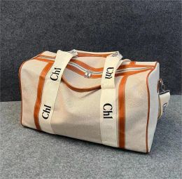 Bags Men Fashion Duffle Bag Large Capacity canvas Travel Bags Women Luggage Tote Outdoor travels Handbags Purse fashion lady travel Bea