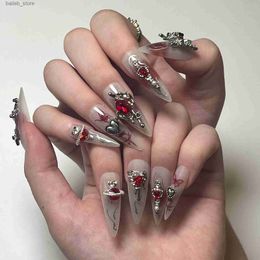 False Nails 24pcs Long Pointed Goth Style Press on Nail Tips with Red Rhinestone Design Full Cover Wearable Artificial Nail Patch for Girls Y240419