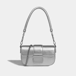 Buckets KUROYABU Exquisite Underarm Bag Women's Fashion Allmatch Highgrade Chains Bag Single Shoulder Crossbody Small Square Bag