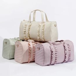 Bags Purple/Pink Plaid Ruffle Duffle Seersucker Travel Bag Personalized Ruffled Large Capacity Weekend Outside Bag Journey Women Bag