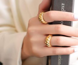 Vintage band ring classic designer Jewellery for women 18k gold imitation rhodium plated retro thread wavy surface fashion rings siz2799434