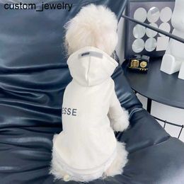 Designer Dog Hoodie Black White Grey Beige Pure Cotton Classic Letter Offset Printed Pet Hoodie Cat Clothing Letter Reflective Hoodie XS-XXL