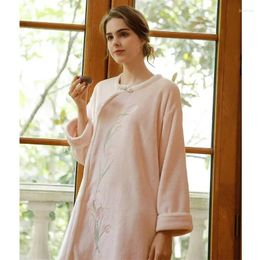 Women's Sleepwear Chinese Vintage Robe Nightgowns Night Dress Princess Nightwear Women Pink Embroidery Autumn Winter Flannel Nightdress